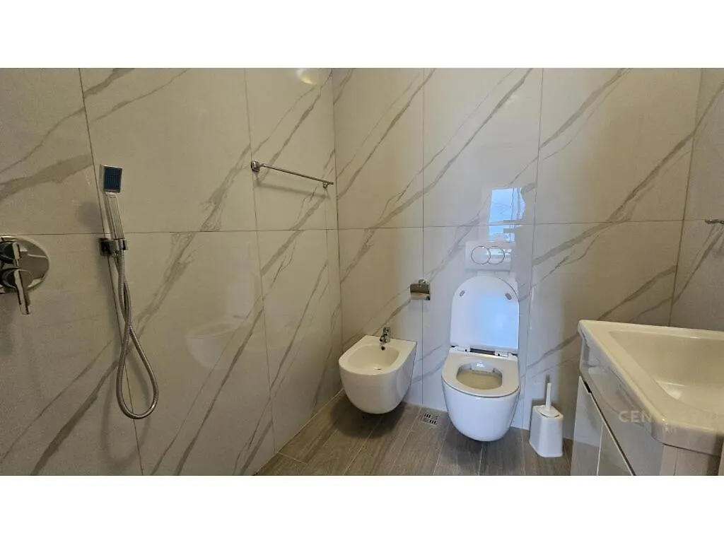 Guest House Surel Tirana Lejlighed